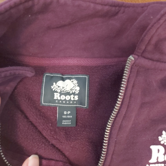 Roots sweater in plum - Picture 3 of 4